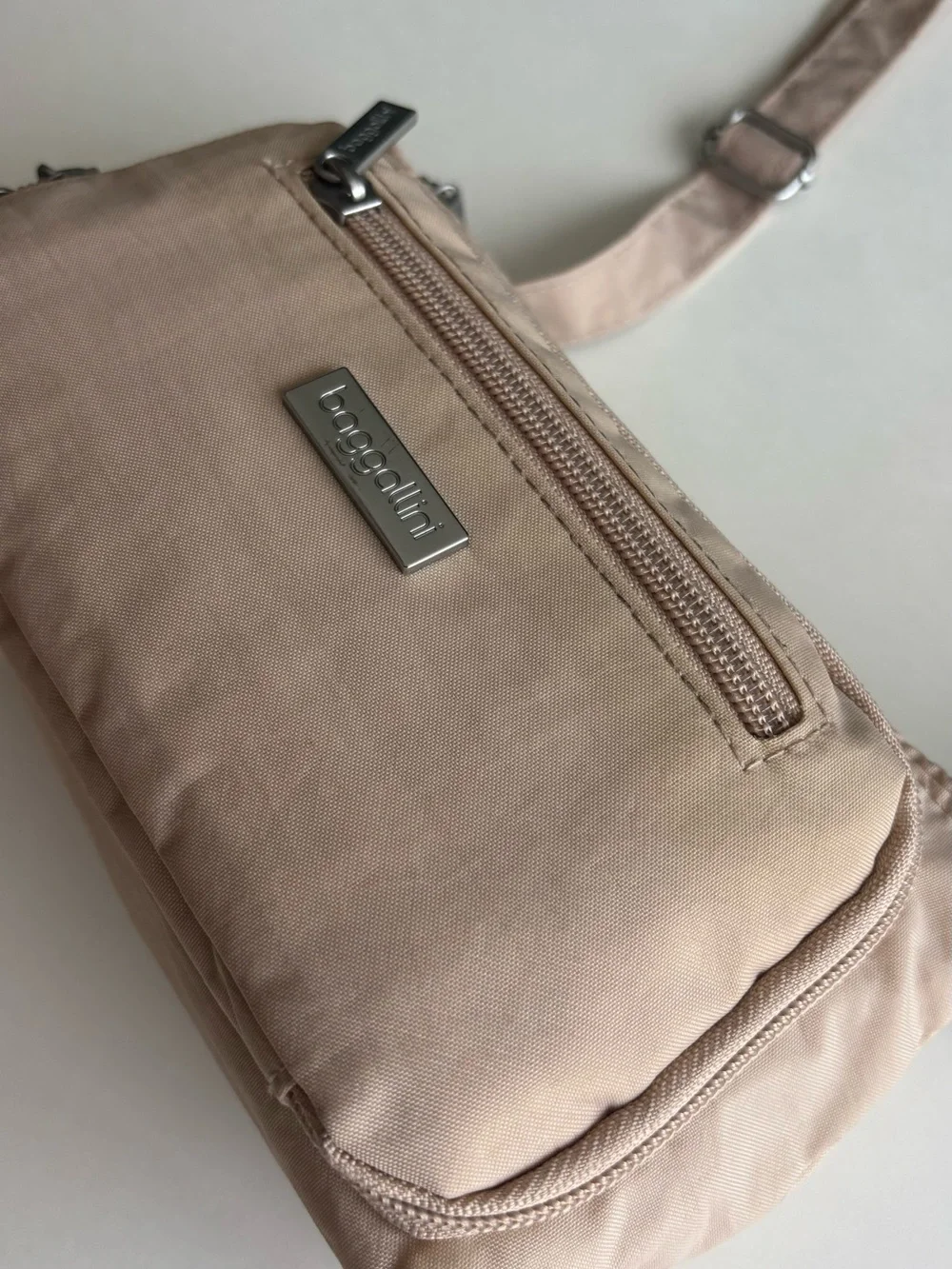 Baggallini Camel and Blush Pink Crossbody Organizer Bag